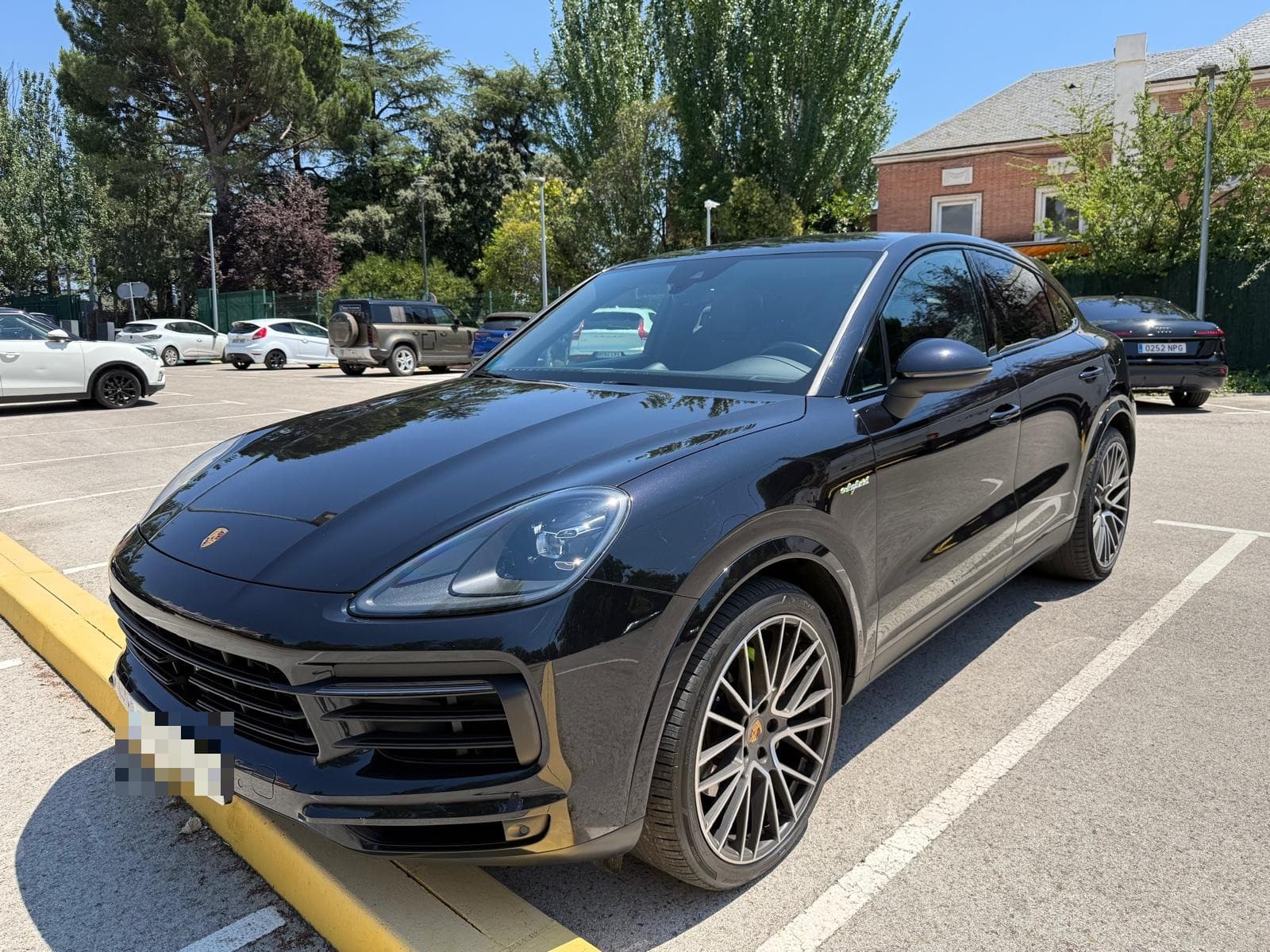 PORSCHE CAYENNE COUPE
